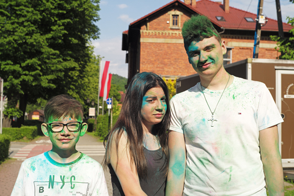435 :: Painted faces